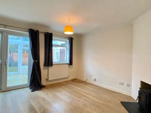 Living room - click for photo gallery